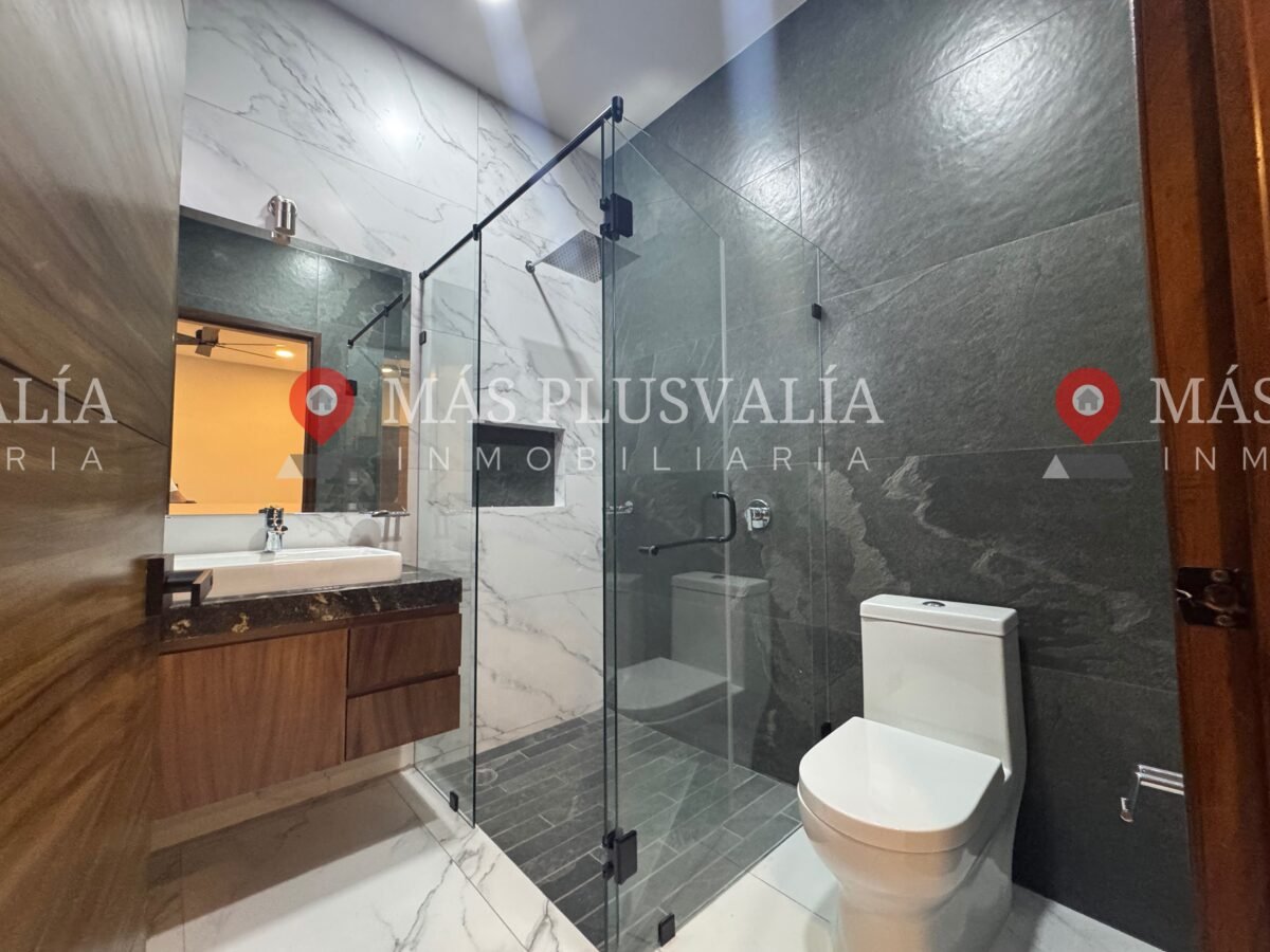 Casa en venta en Colima en coto privado Etherum
