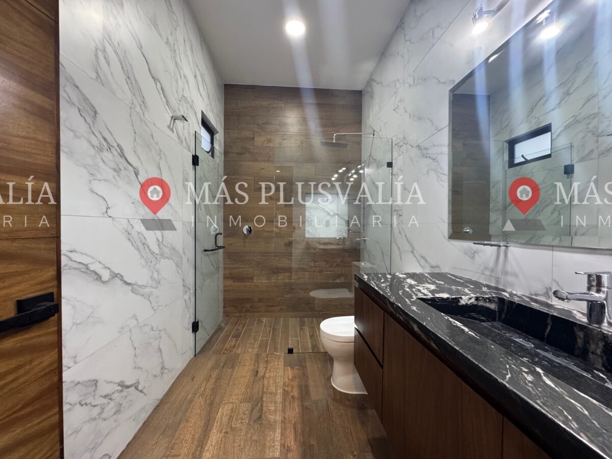 Casa en venta en Colima en coto privado Etherum