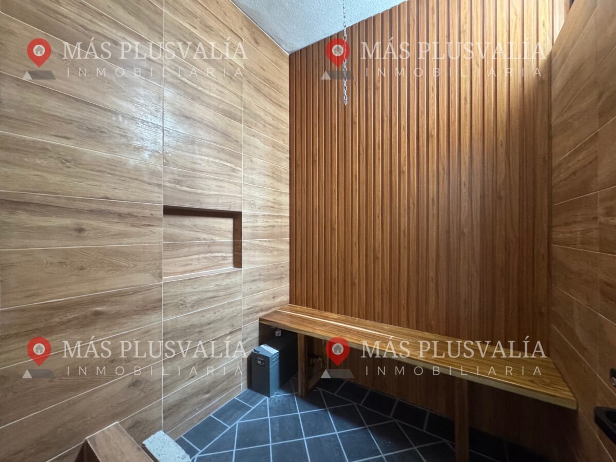 Casa en venta con alberca en Colima en Residencial Romanza