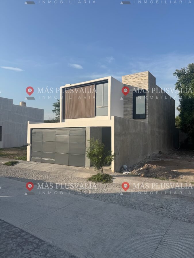 Casa en Venta en Colima en Coto Privado Stella