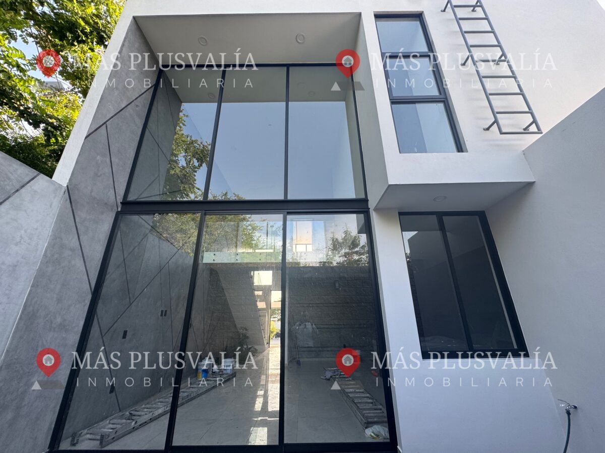 Casa en Venta en Colima en Coto Privado Stella