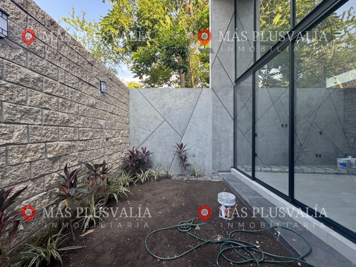 Casa en Venta en Colima en Coto Privado Stella