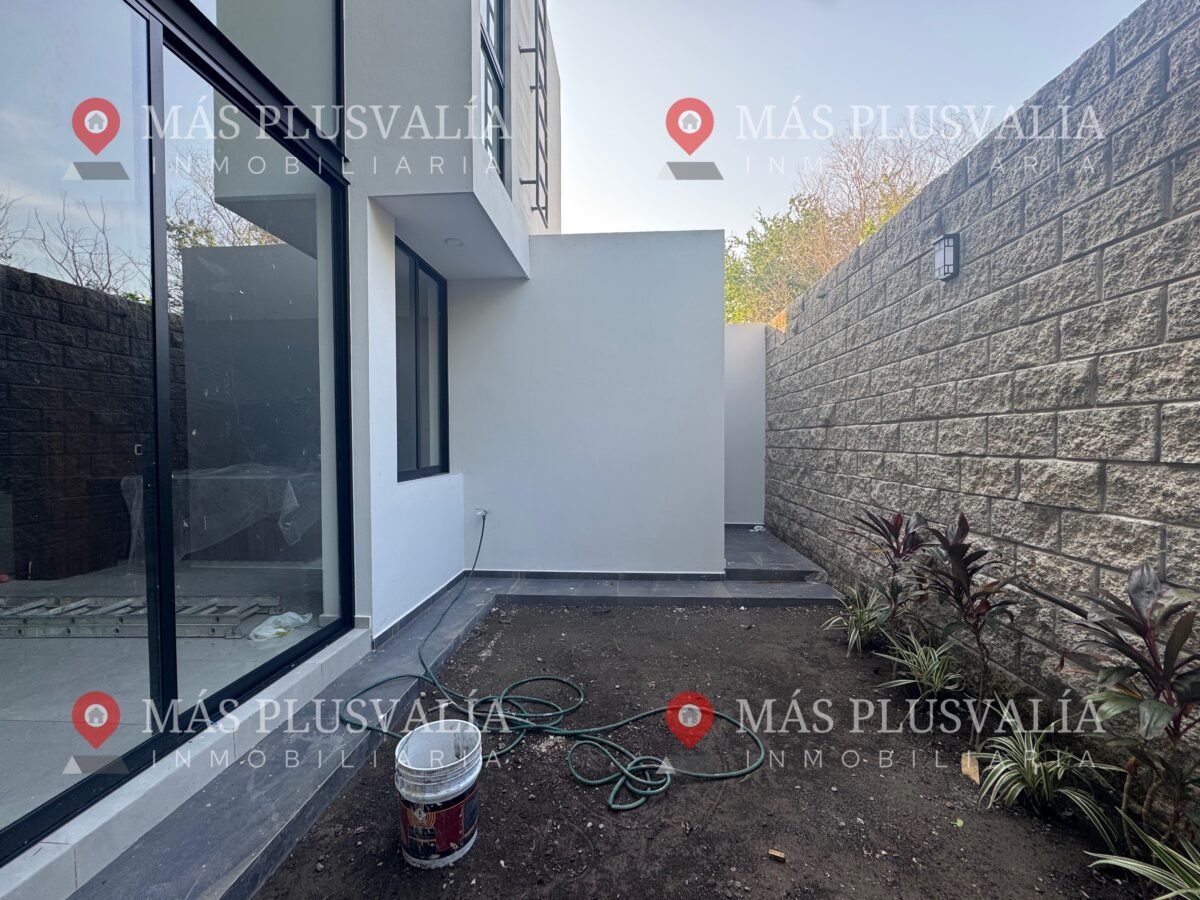 Casa en Venta en Colima en Coto Privado Stella